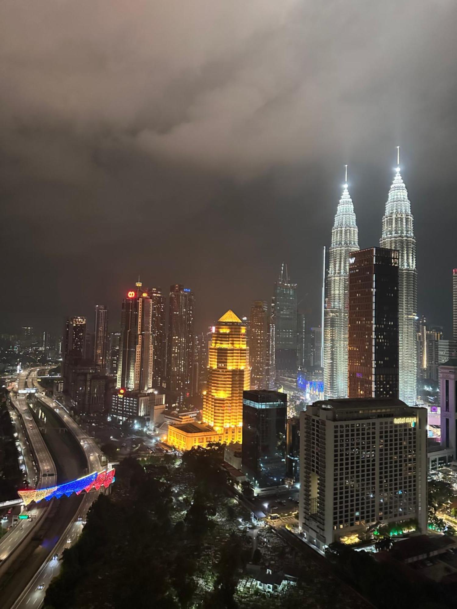 Mercu Summer Suites Klcc By Minutepointhome Κουάλα Λουμπούρ Εξωτερικό φωτογραφία